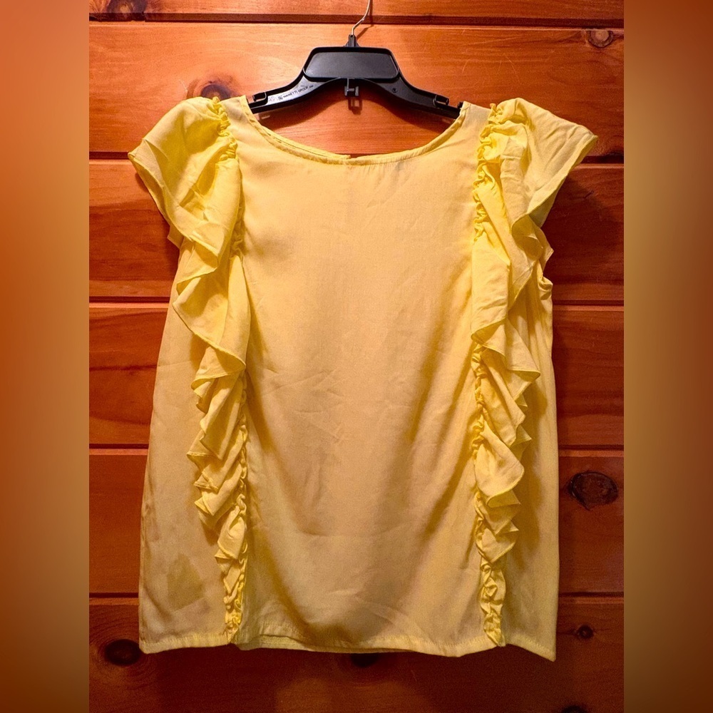 Coco + Carmen ruffled embellishment bright yellow blouse in size S/M.